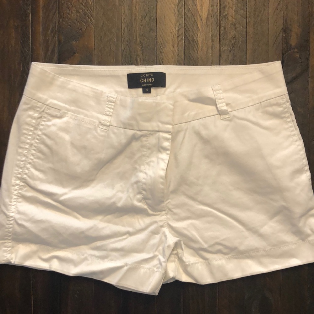 Size 4 White J. Crew Shorts with pockets